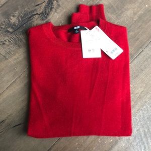 Women’s cashmere crew neck sweater- Red
